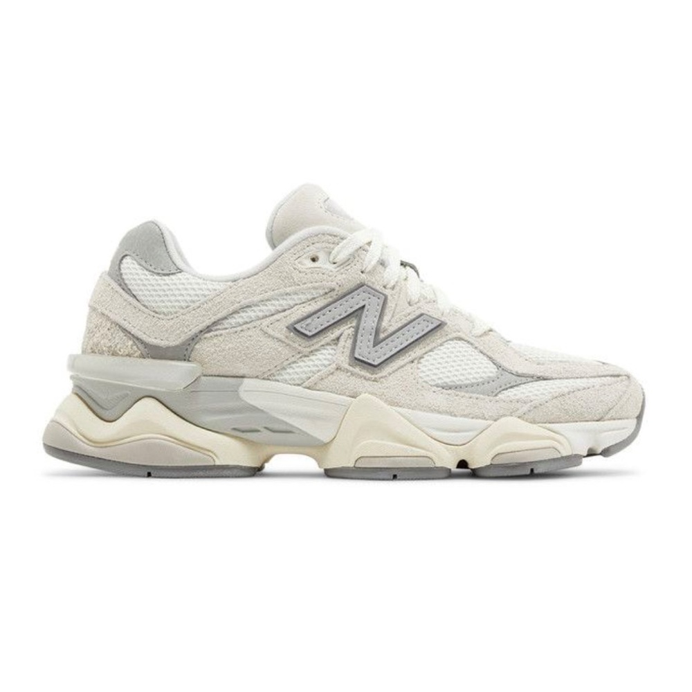 New Balance 9060 'Suede Pack -
Sea Salt size 5 M   6.5 women’s